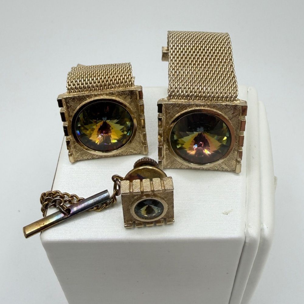 Vintage Gold tone Watermelon Rivoli, wrap around cuff links and tie-pin set!